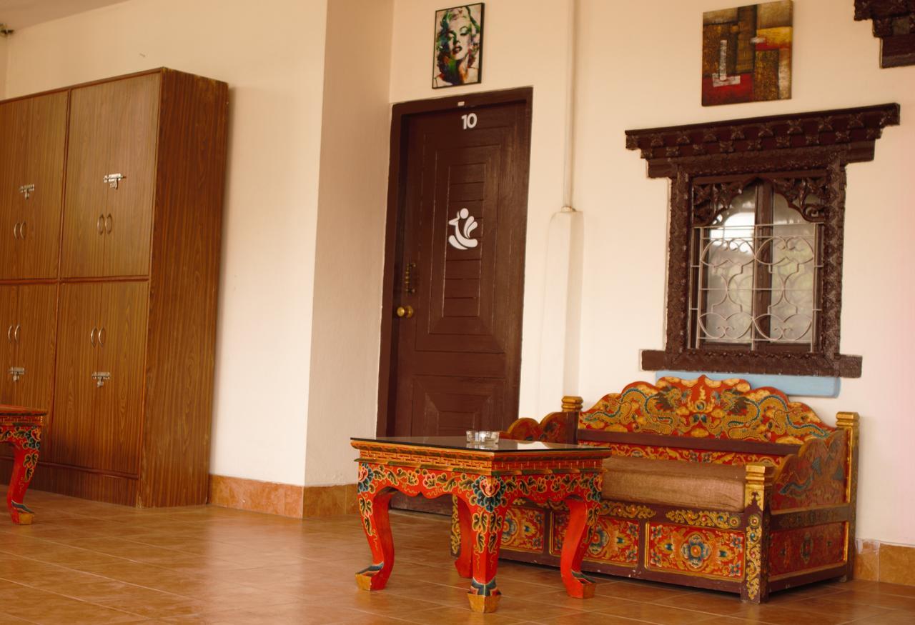 Hostel Milarepa Kathmandu Ngoại thất bức ảnh