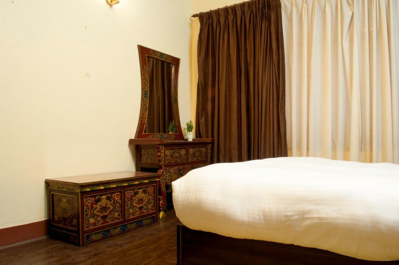 Hostel Milarepa Kathmandu Ngoại thất bức ảnh